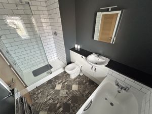 Photo 24- click for photo gallery